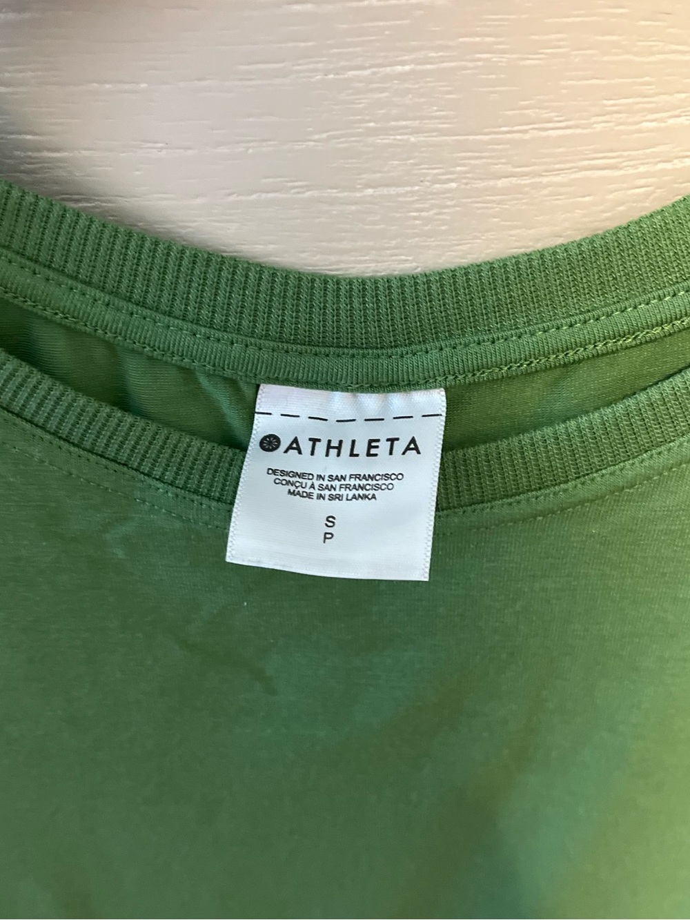 Athleta With Ease Tank Size Small - Picture 2 of 4